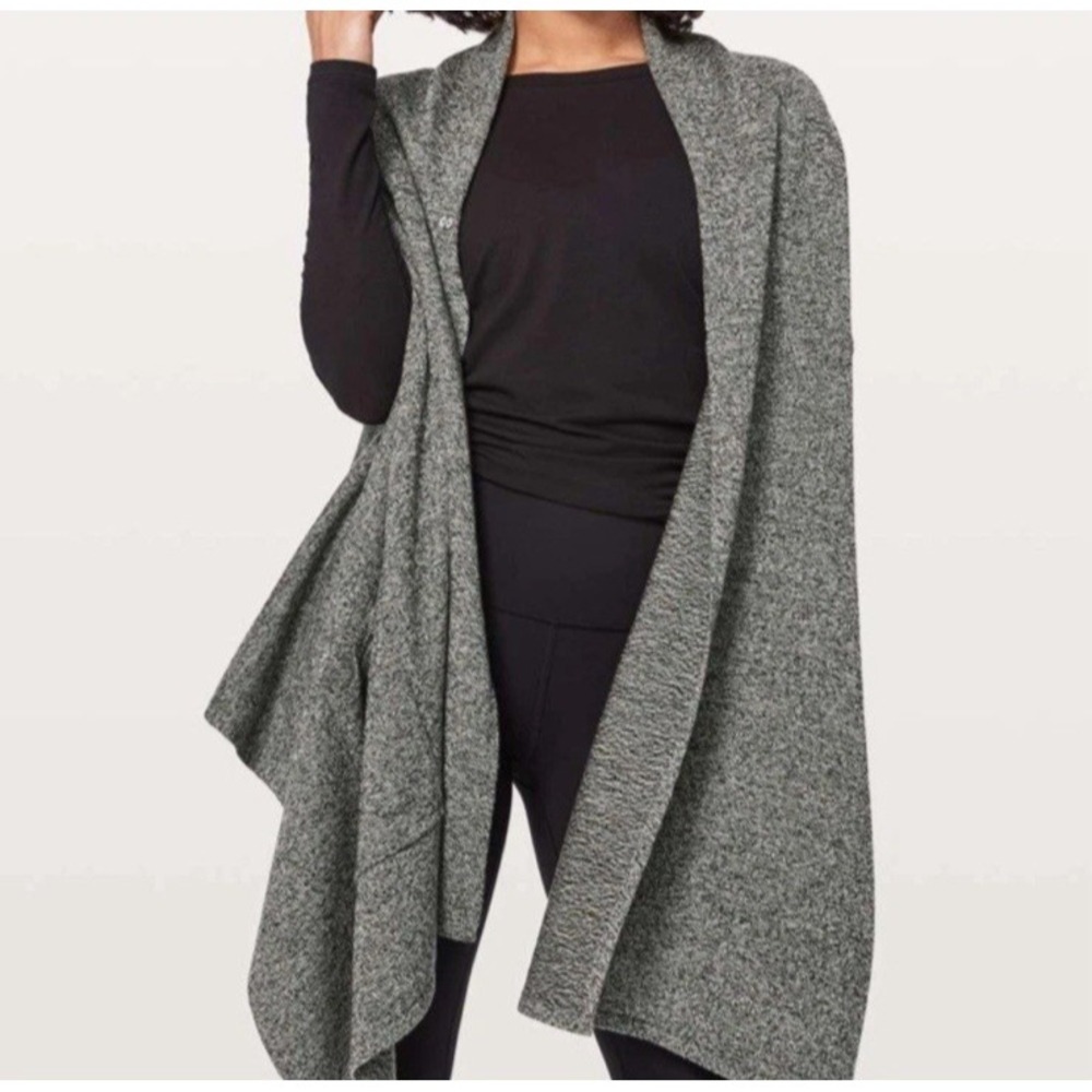 Lululemon Merino Wool Live Freely Wrap Womens One Size Black Heather Angel Wings
